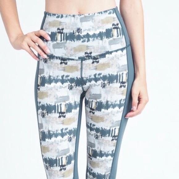 ⚡️last 1 M⚡️ High Waist Colorblock Legging - Picture 2 of 8